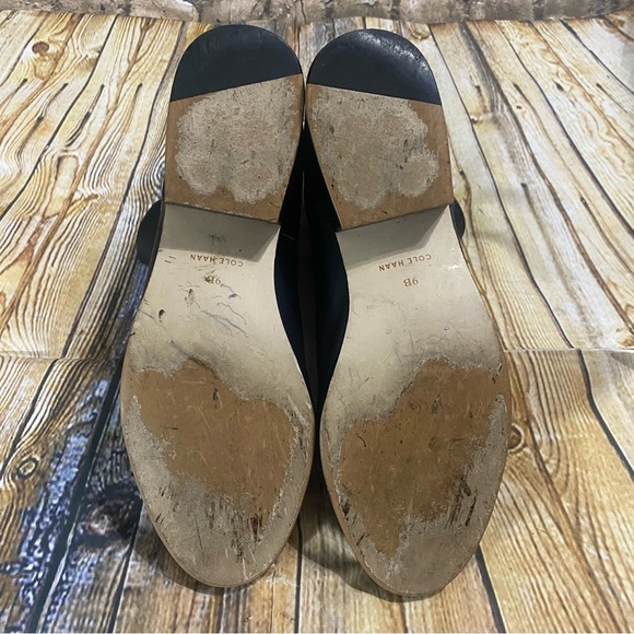 Cole Haan Grand OS Signature Elion Black Ankle Booties Size 9 - Picture 4 of 5